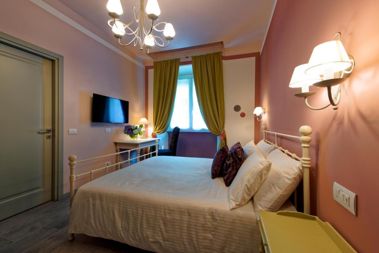 White Ribbon Hotel Milan Bagian luar foto