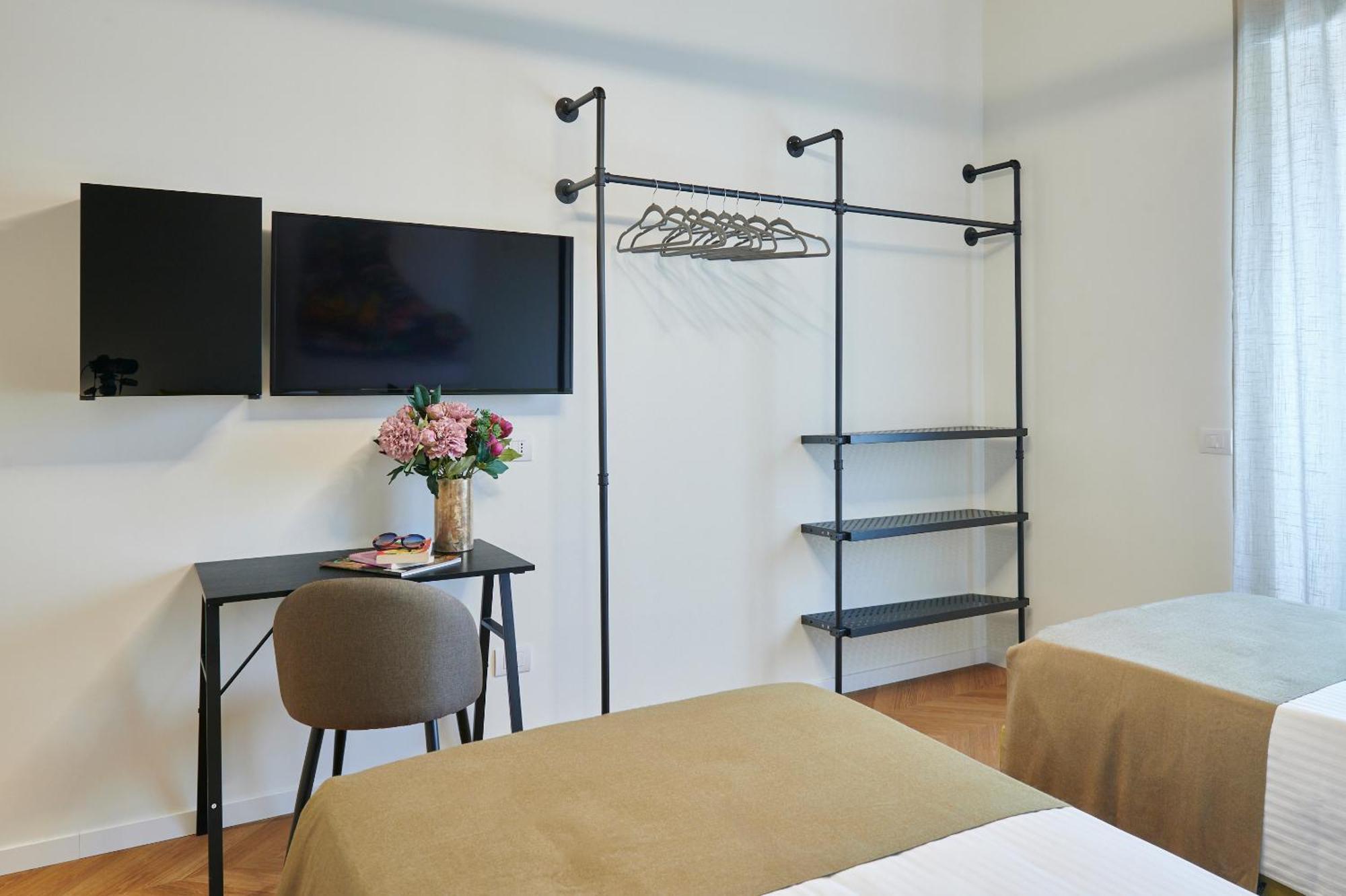 White Ribbon Hotel Milan Bagian luar foto